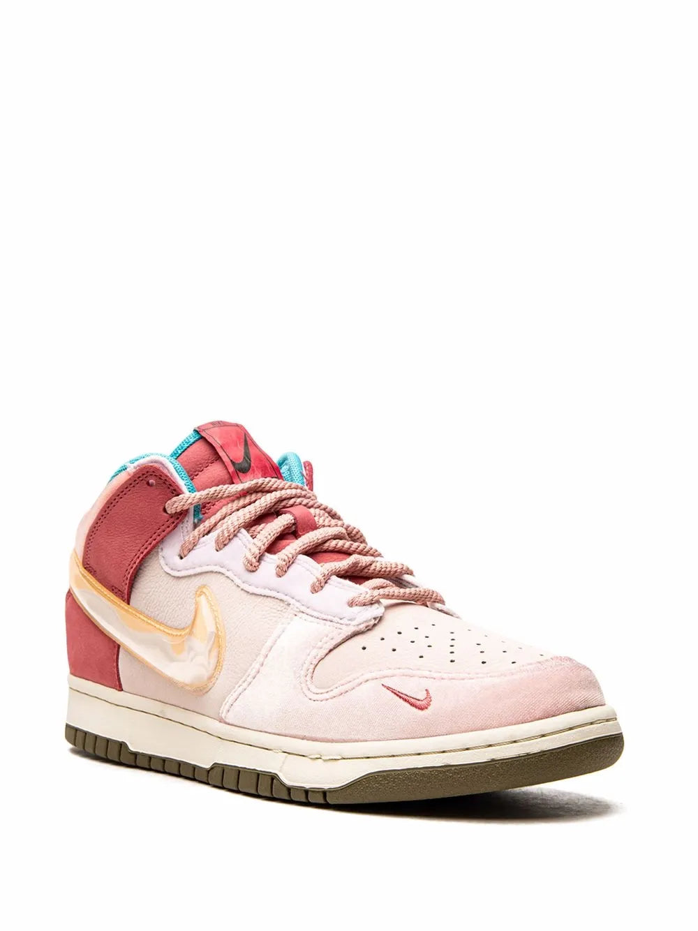 Nike x Social Status Dunk Mid "Strawberry Chocolate" sneakers