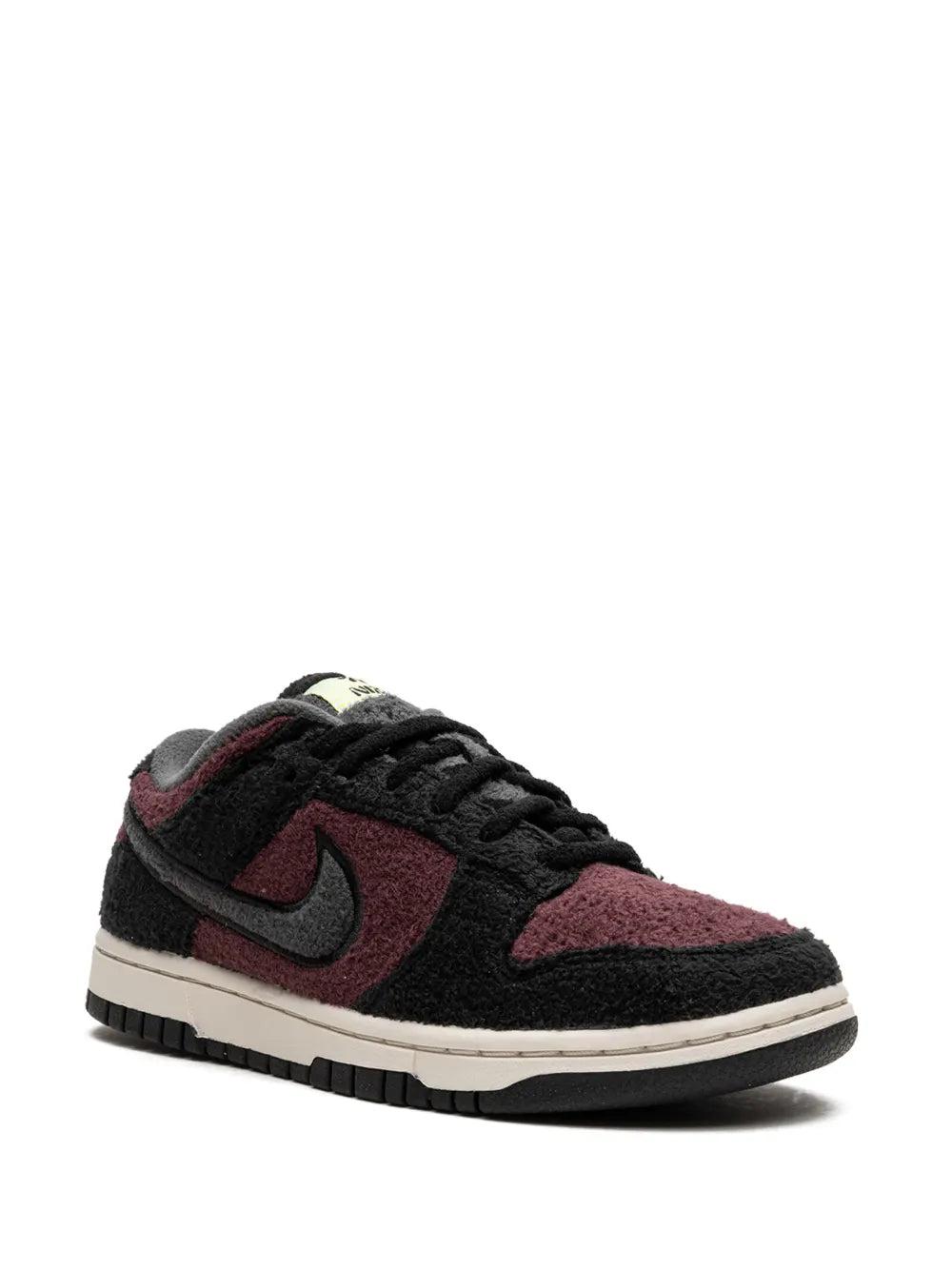 Nike Dunk Low "Fleece Pack - Burgundy Crush" sneakers