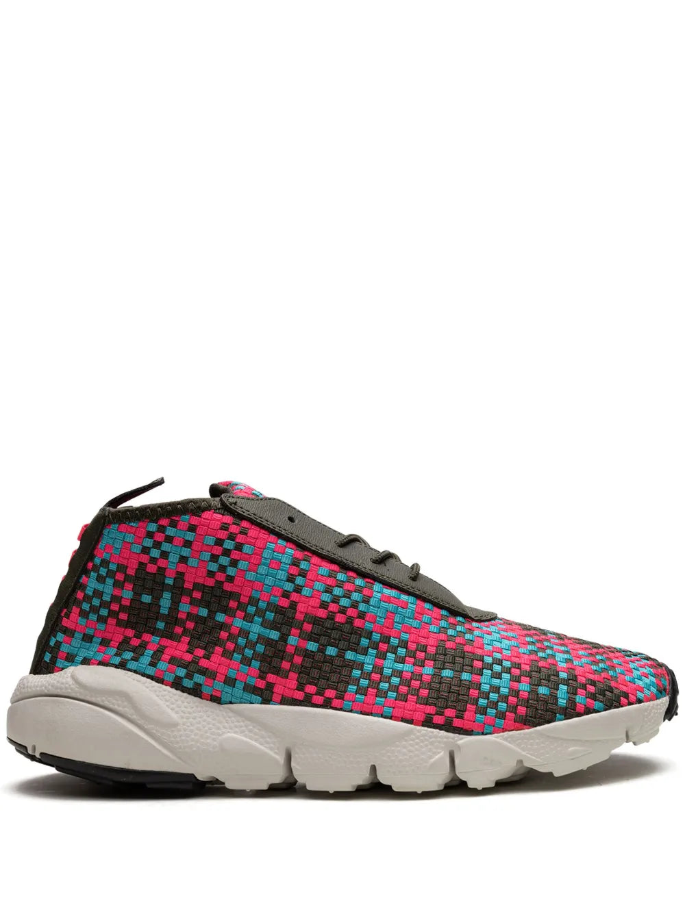 Nike Air Footscape Desert Chukka "Cargo Kahaki/Hyper Jade" sneakers