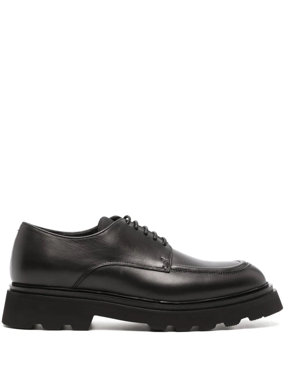 Doucal's lace-up leather brogues