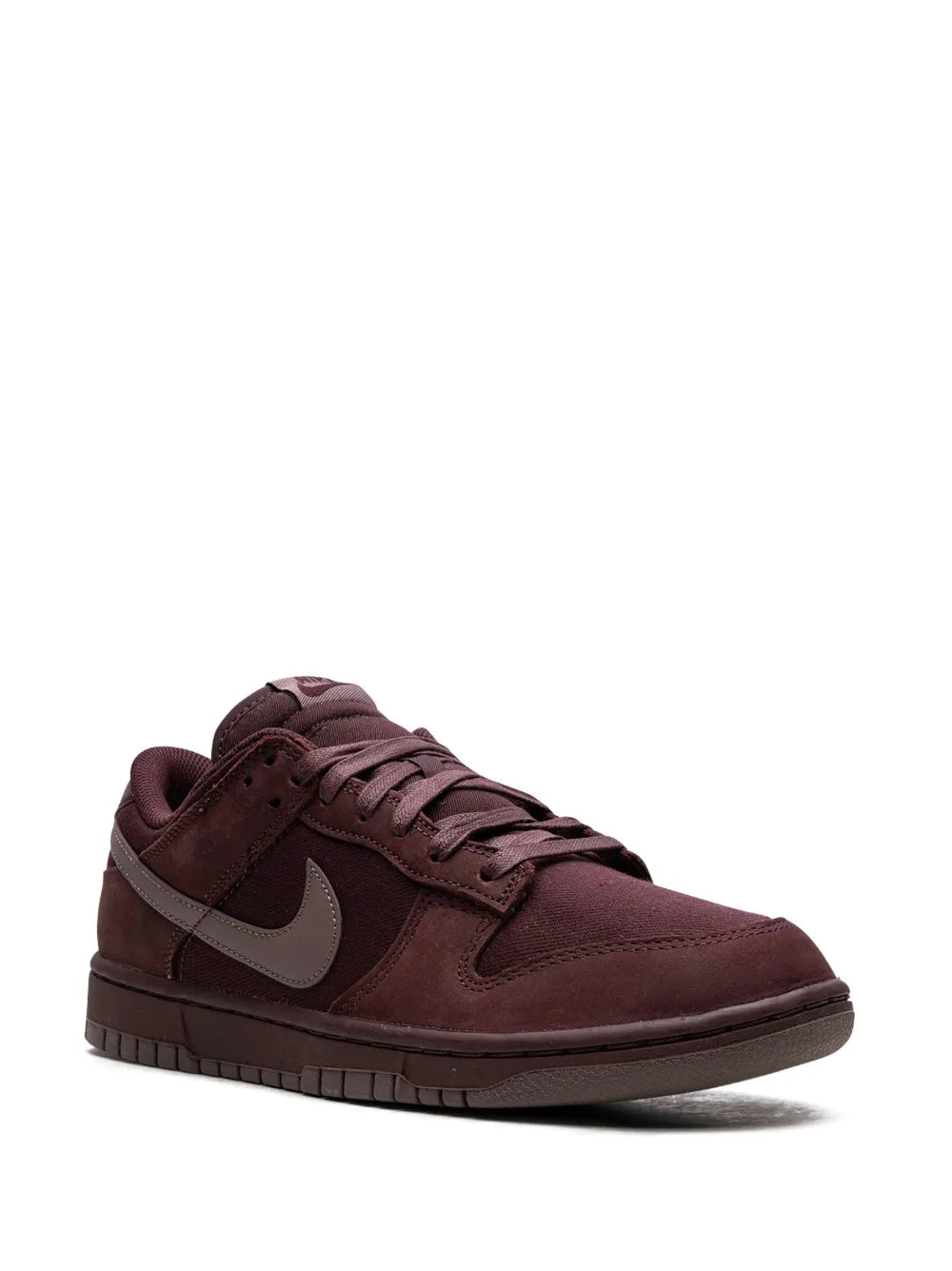Nike Dunk Low "Burgundy Crush" sneakers