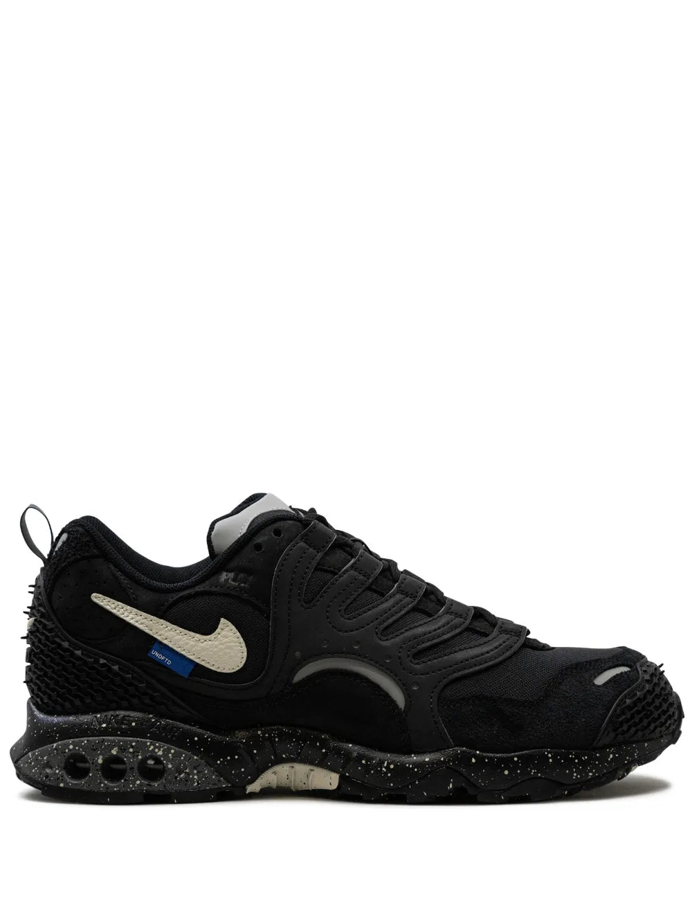 Nike x Undefeated Air Terra Humara "Black" sneakers