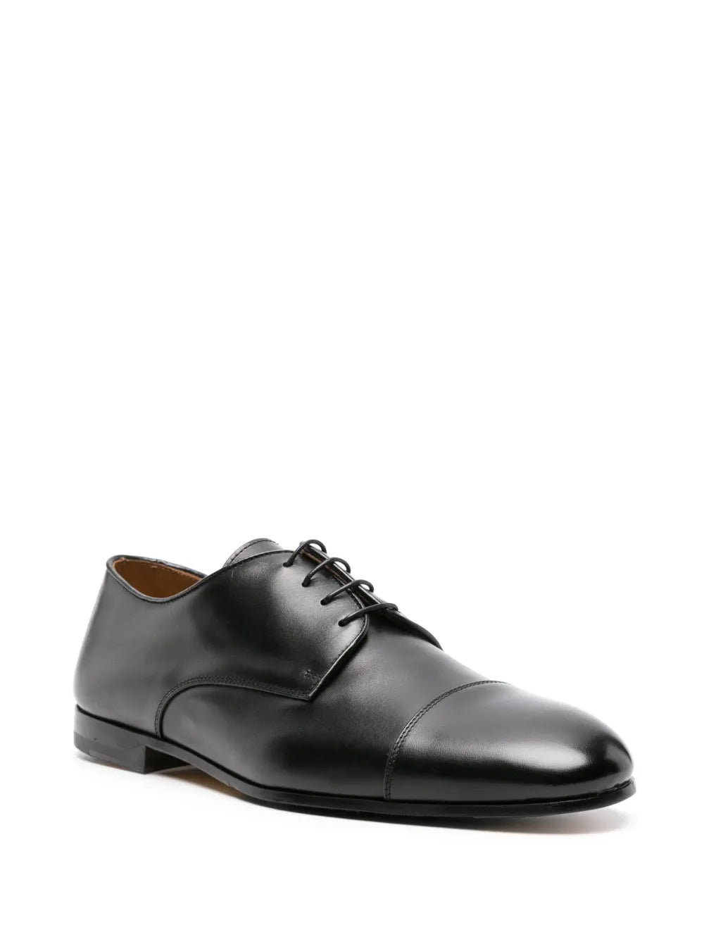Doucal's lace-up patent leather derby shoes