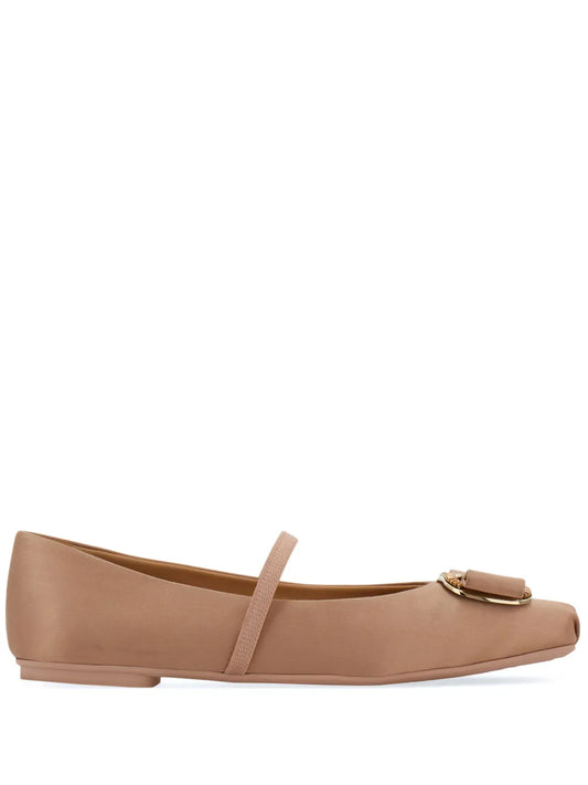 Ferragamo New Vara plate ballerina shoes