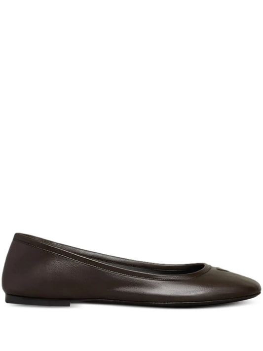 AMI Paris Ami de Coeur ballerinas shoes