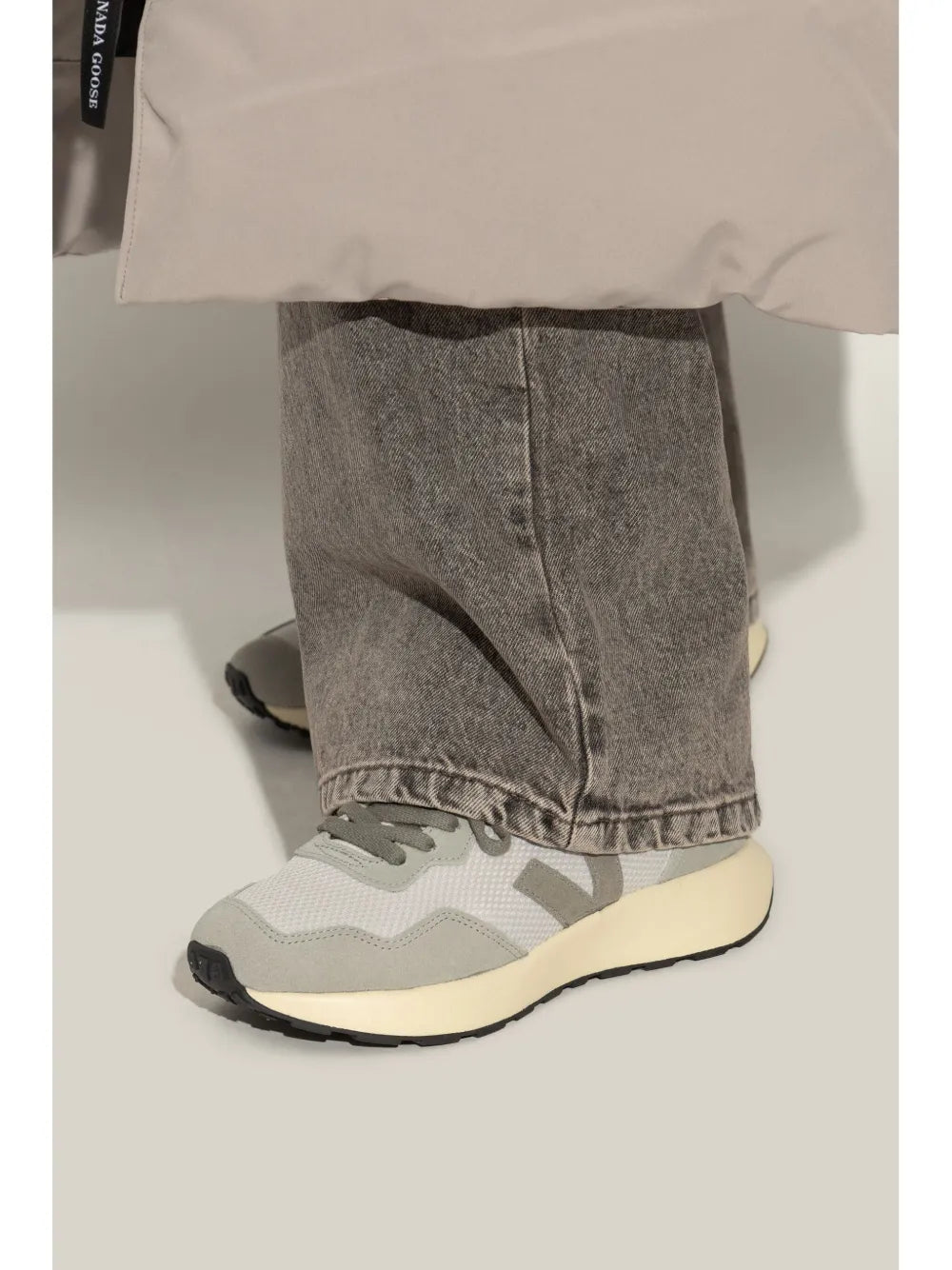 VEJA Paulistana sneakers