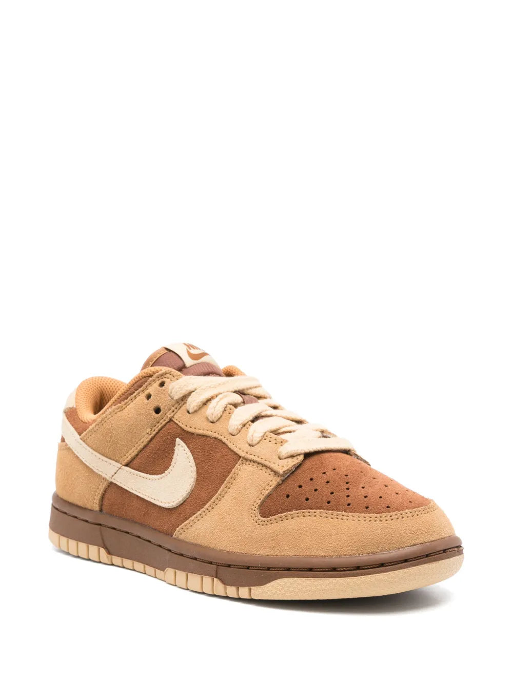 Nike Dunk Low sneakers