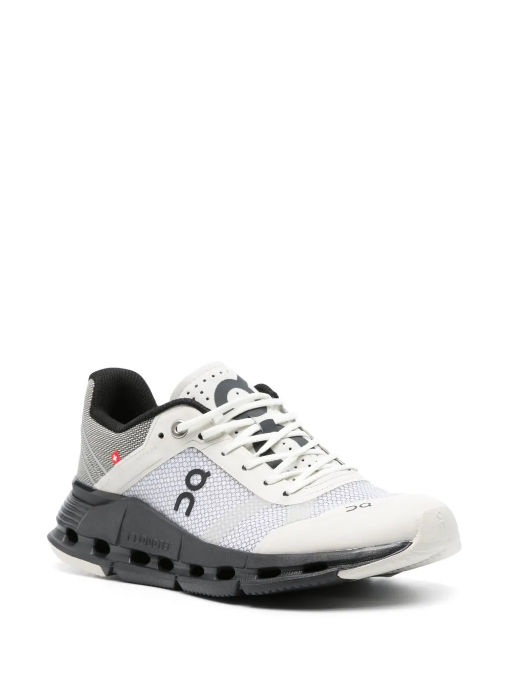 On Running On Cloudnova Z5 WMNS "Pearl Black"