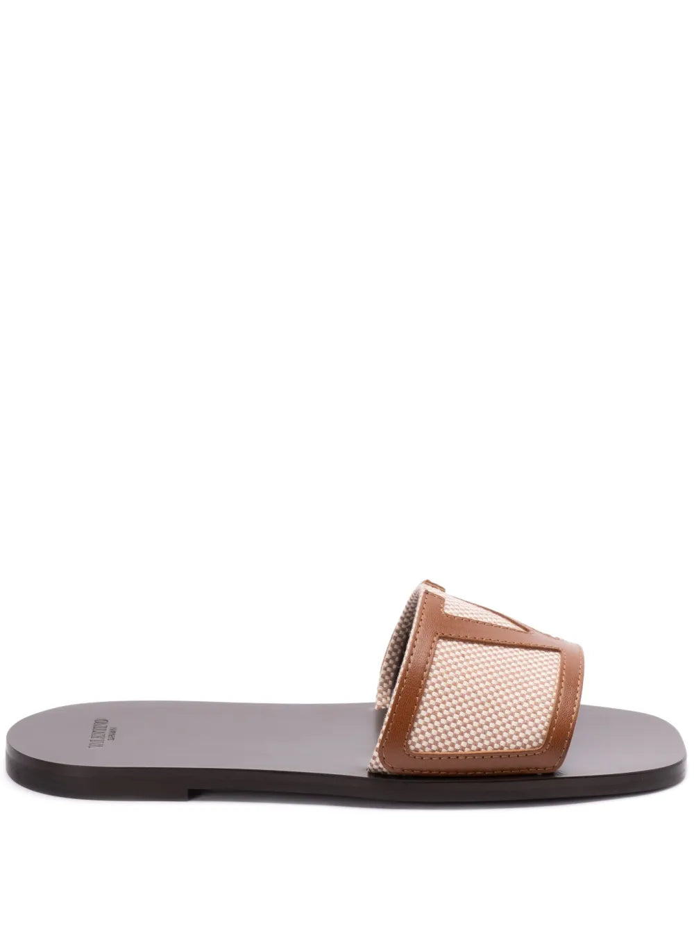 Valentino Garavani Vlogo slides