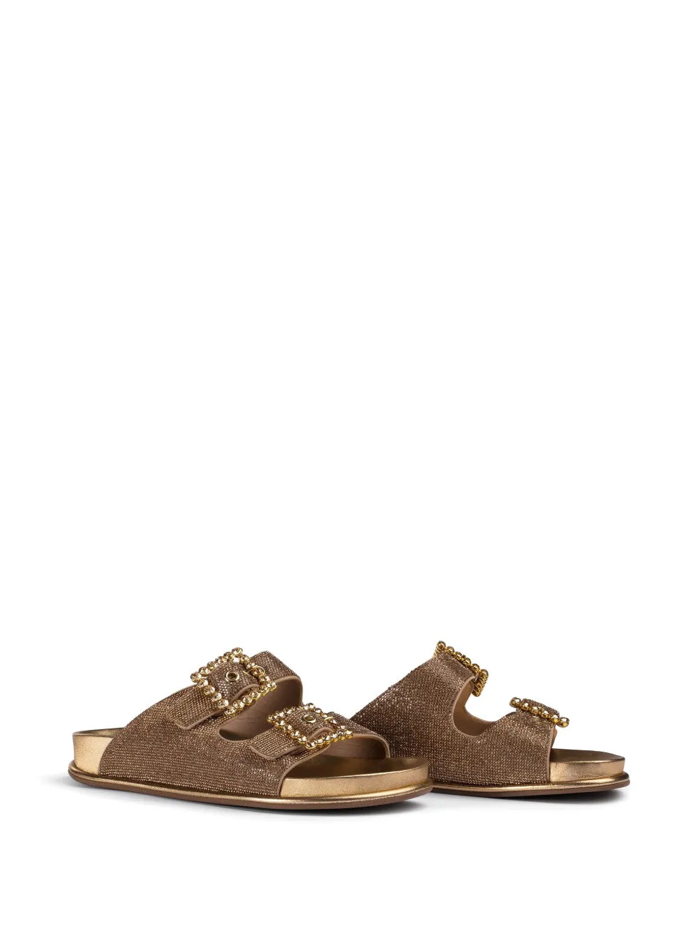 Le Silla Poolside slides
