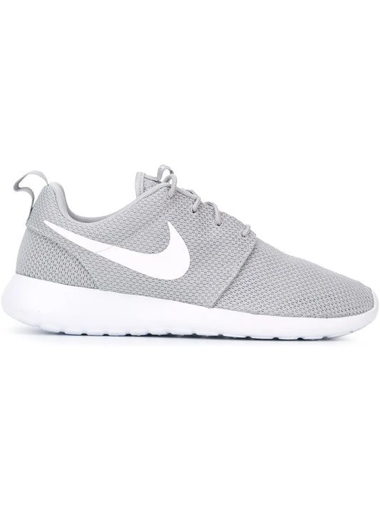 Nike Roshe Run sneakers