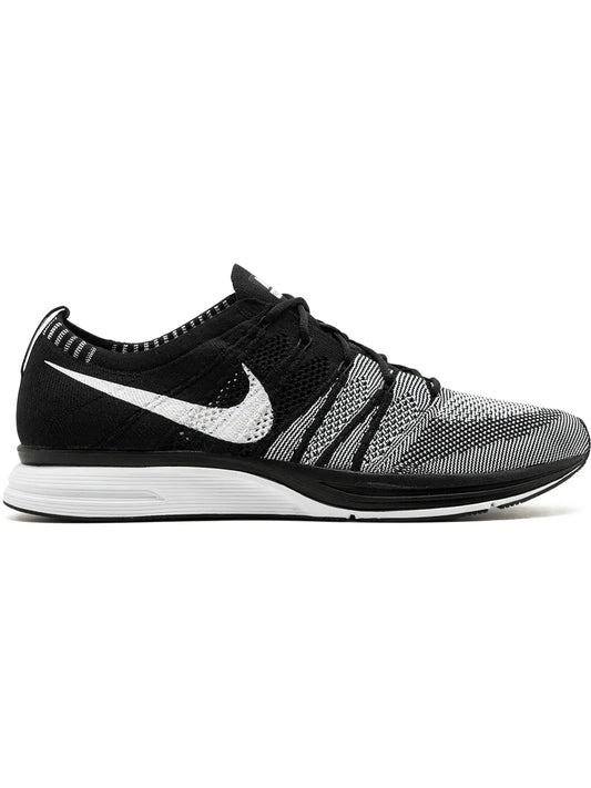 Nike Flyknit "Black/White" sneakers