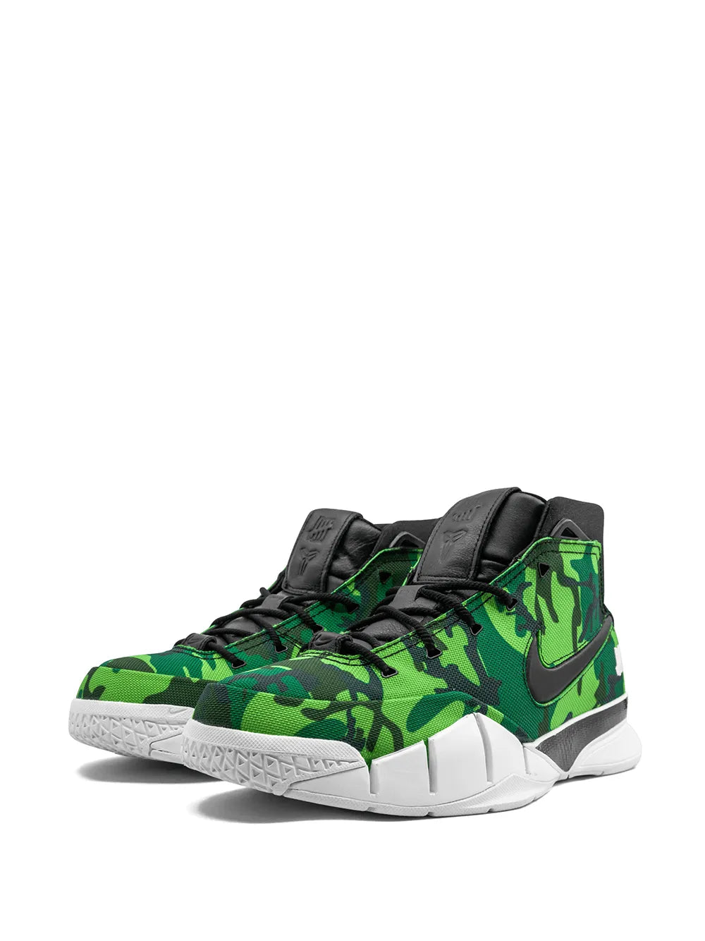 Nike x Undefeated Kobe 1 Protro PE "Green Camo" sneakers