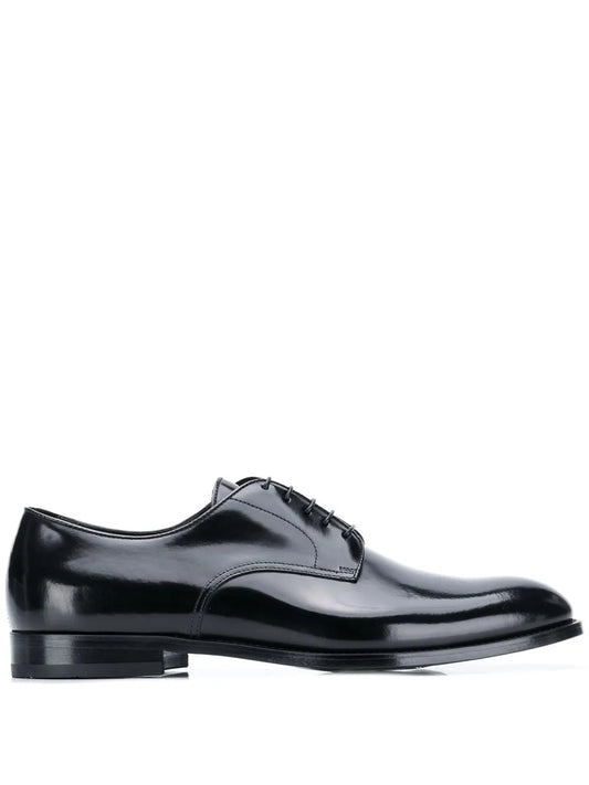 Doucal's classic derby shoes