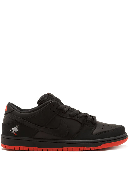 Nike SB Dunk Low TRD QS "Black Pigeon" sneakers