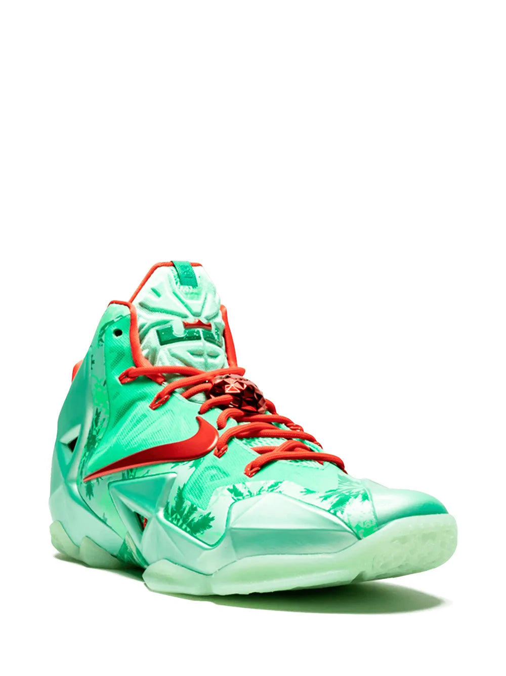 Nike LeBron 11 "Christmas" sneakers