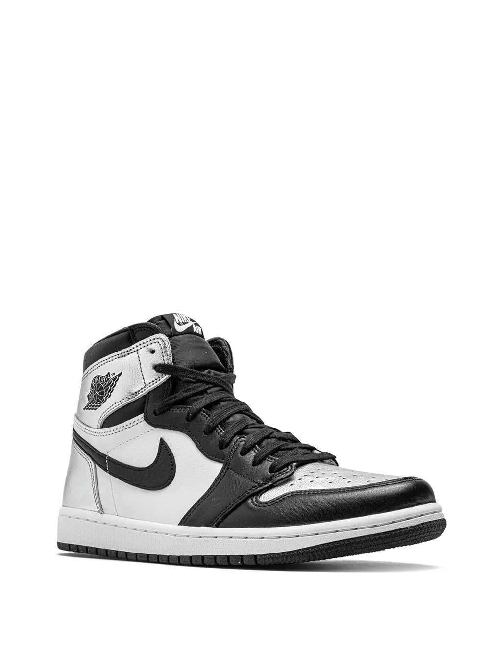 Jordan Air Jordan 1 Retro High OG  "Silver Toe" sneakers