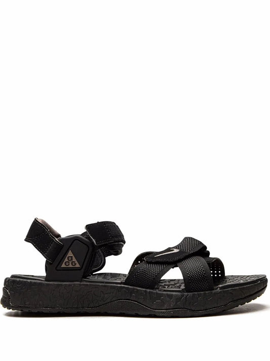Nike ACG Air Deschutz "Black" sandals