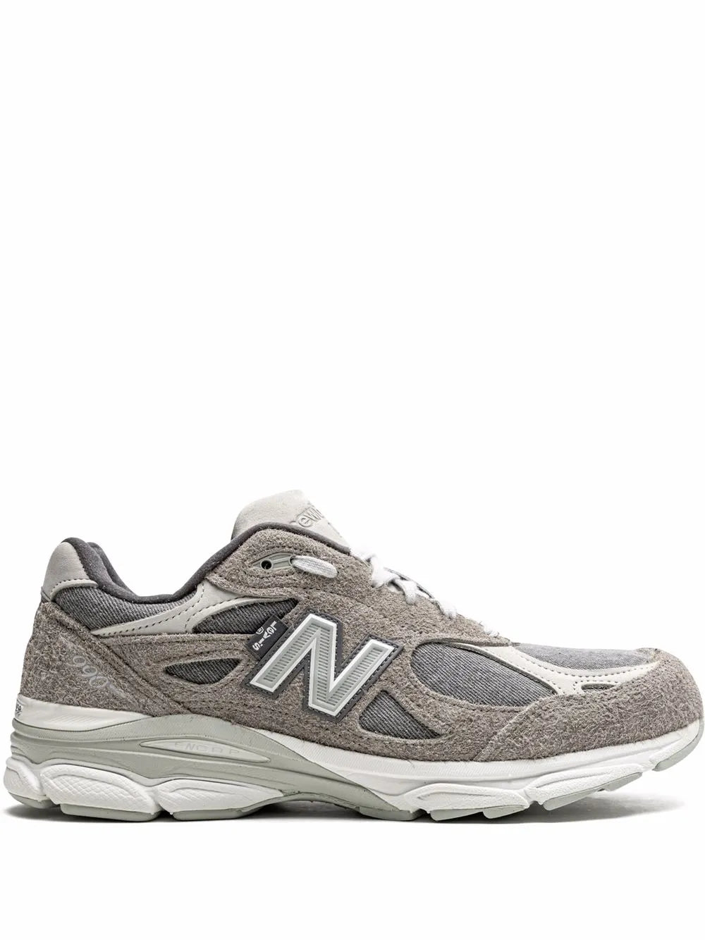 New Balance x Levi’s 990V3 sneakers