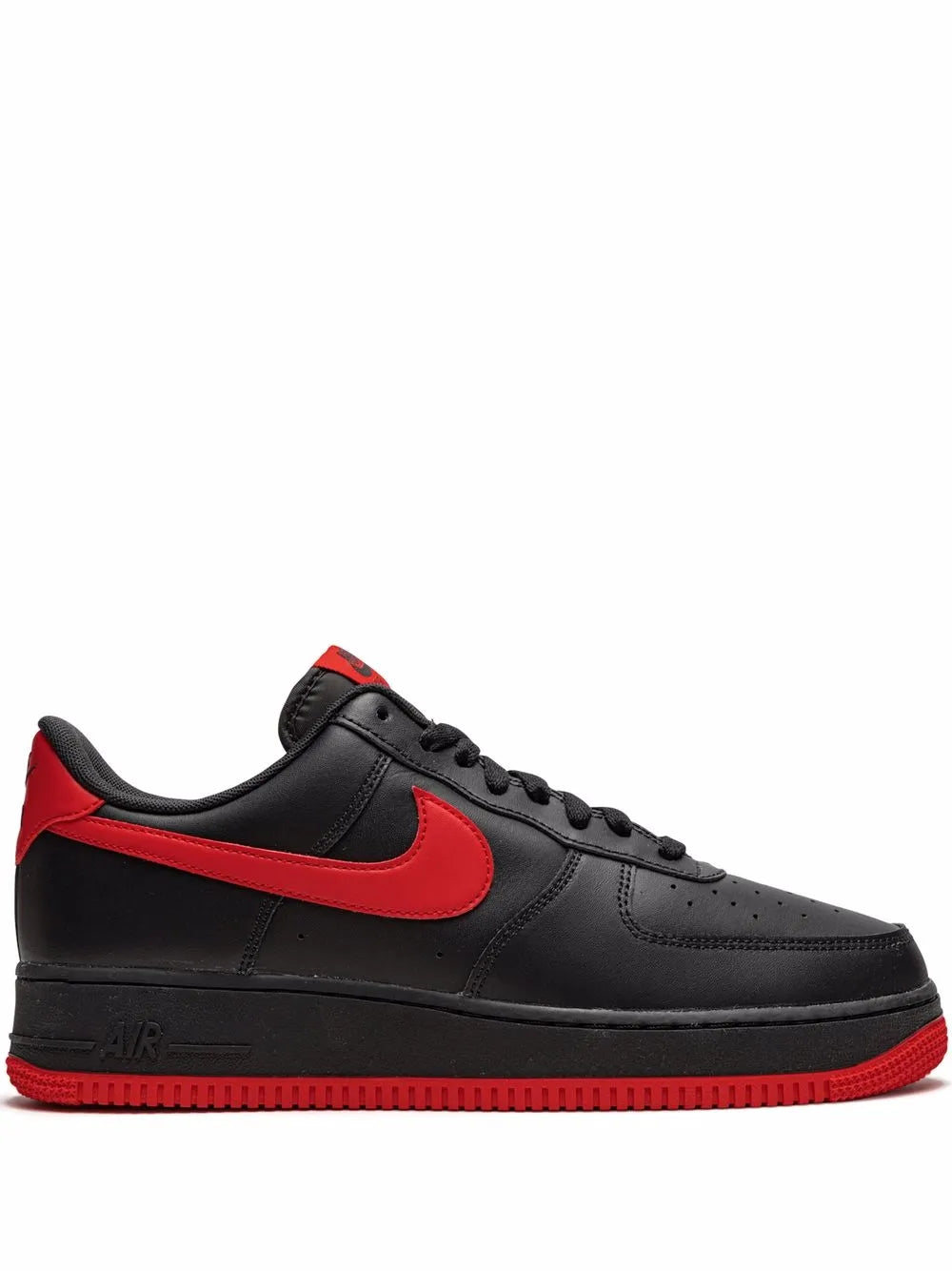 Nike Air Force 1 Low '07 "Bred" sneakers