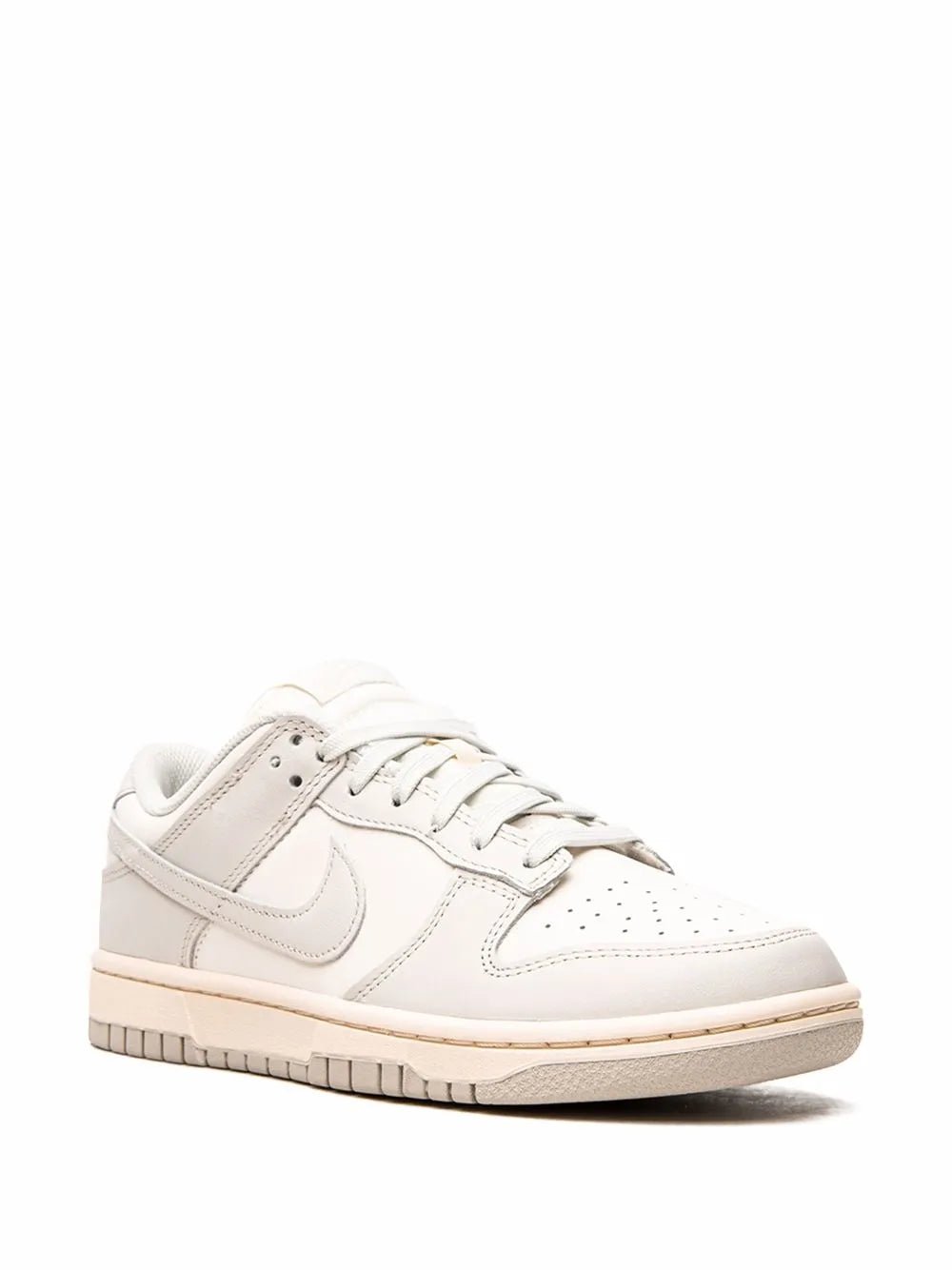 Nike Dunk Low "Light Bone" sneakers