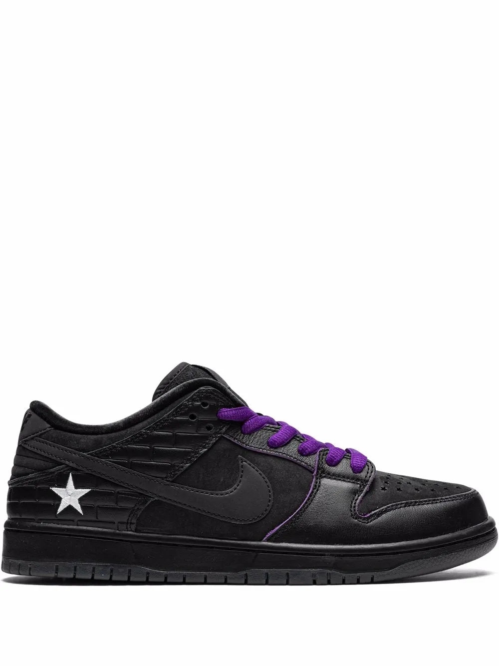 Nike x Familia SB Dunk Low "First Avenue" sneakers