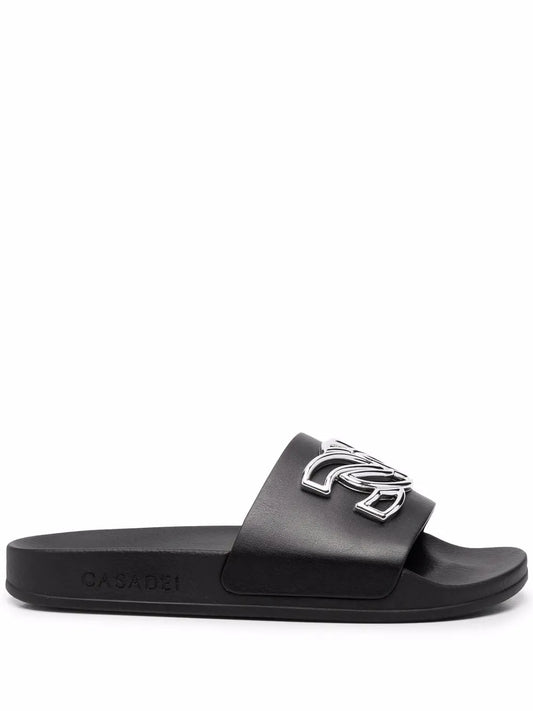 Casadei logo-plaque slides
