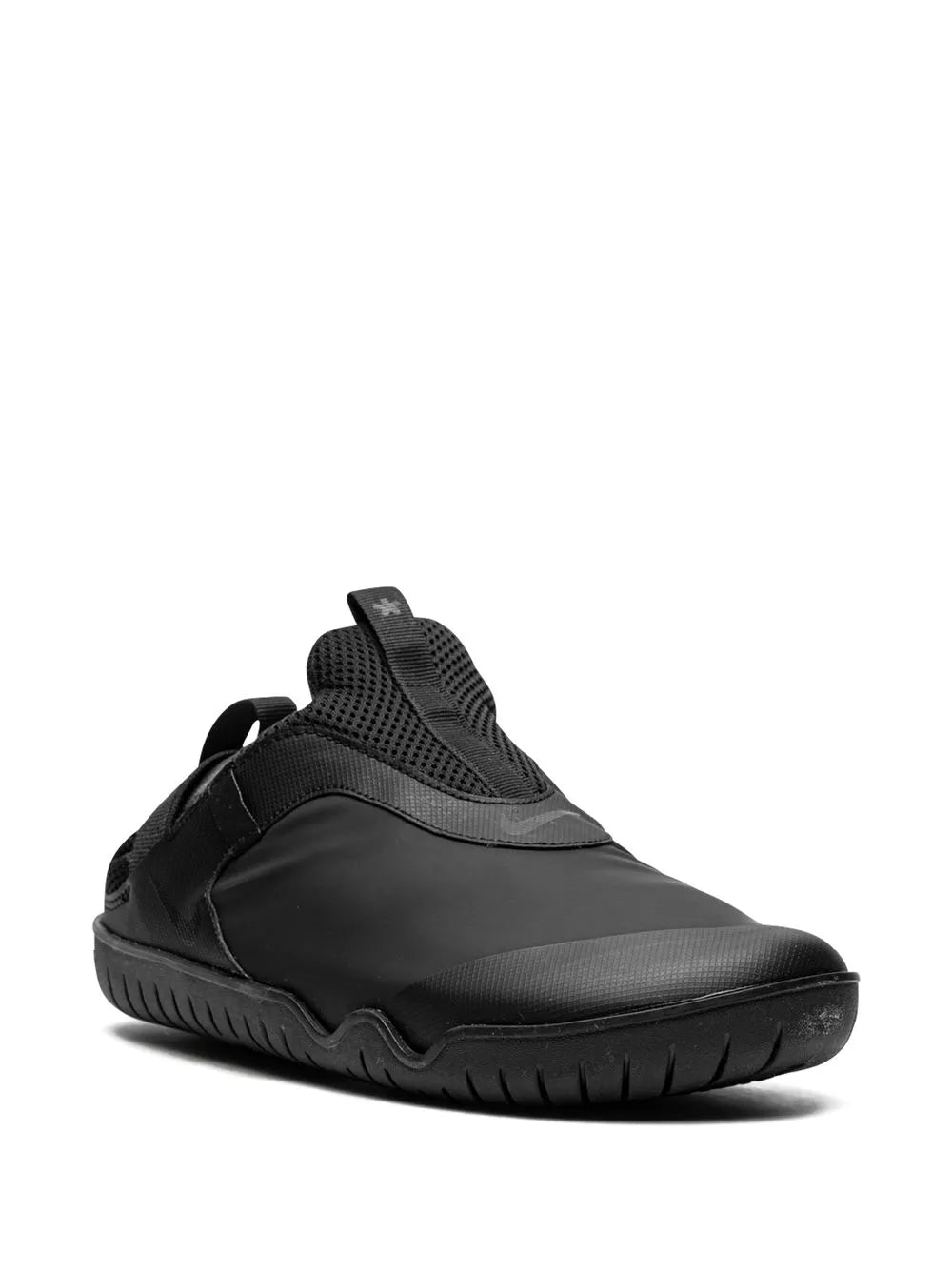 Nike Zoom Pulse "Triple Black" sneakers