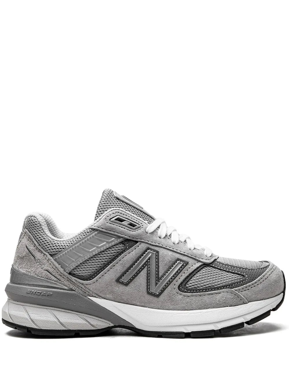 New Balance 990V5 low-top sneakers