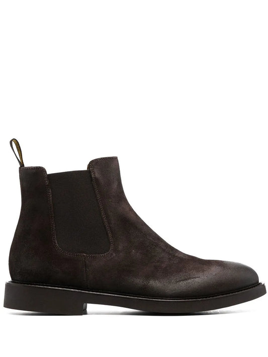 Doucal's suede Chelsea boots