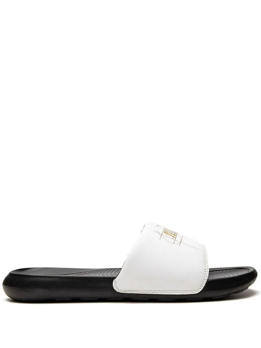 Nike Victori One logo-print slides