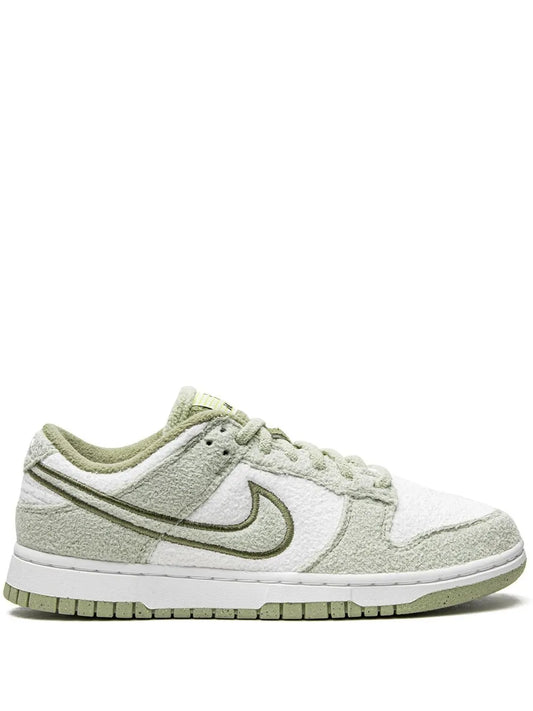 Nike Dunk Low SE "Fleece Pack - Honeydew" sneakers