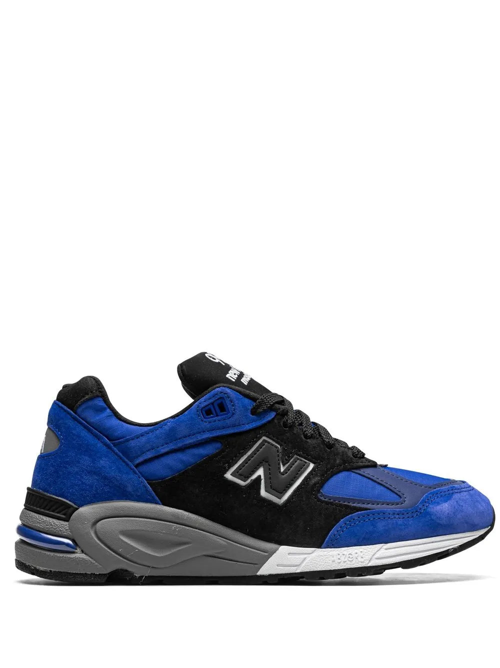 New Balance 990v2 sneakers