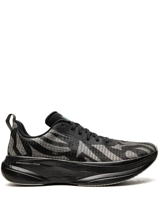 BRAND BLACK Kaiju low-top sneakers