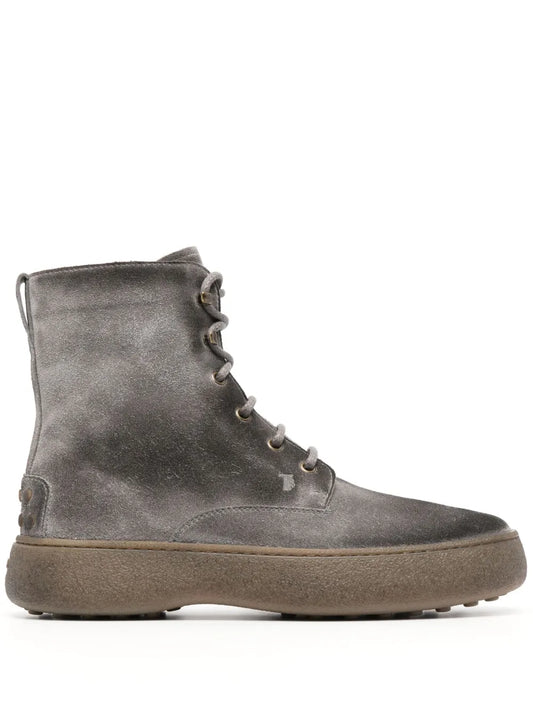 Tod's Gommino suede boots 