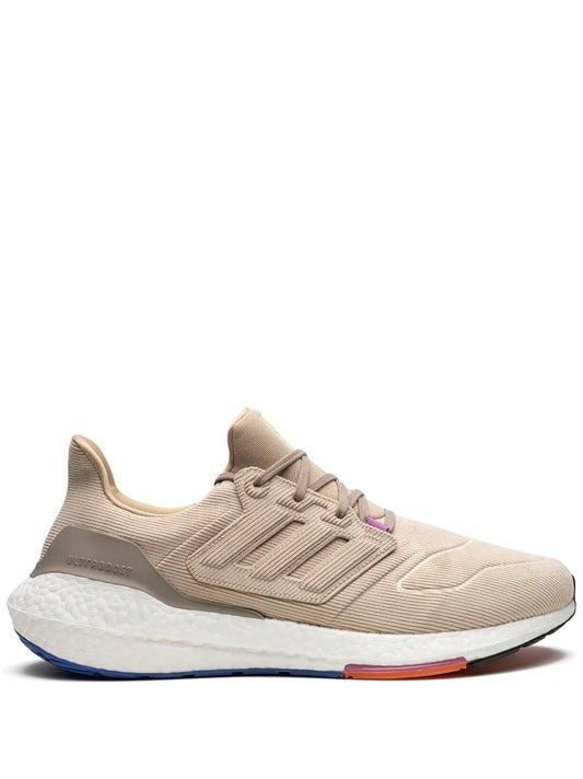 adidas Ultraboost 22 sneakers