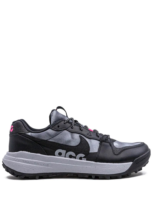 Nike ACG Lowcate sneakers