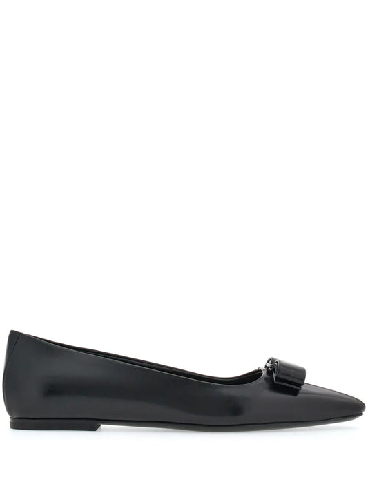 Ferragamo Vara bow ballerina flats