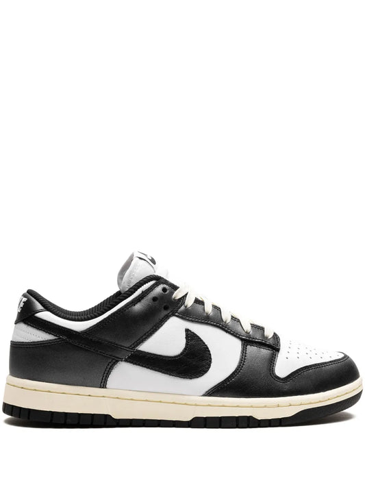 Nike Dunk Low Vintage "Panda" sneakers