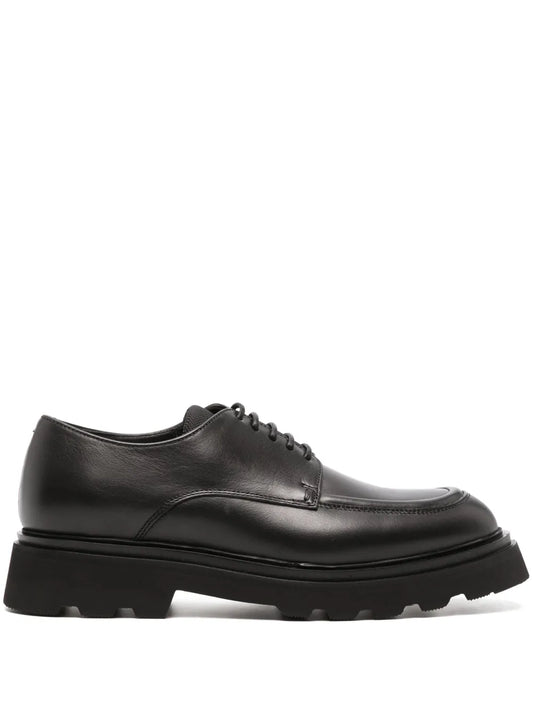 Doucal's lace-up leather brogues