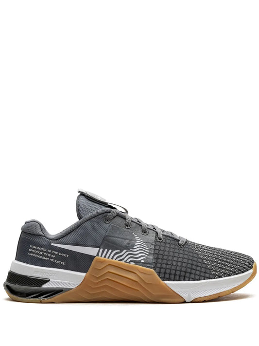 Nike Metcon 8 "Smoke Grey/Gum" sneakers