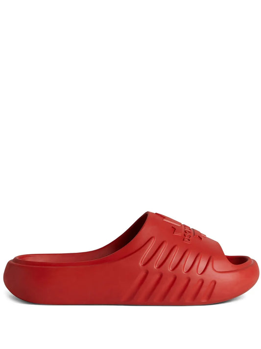 DSQUARED2 logo-embossed slides