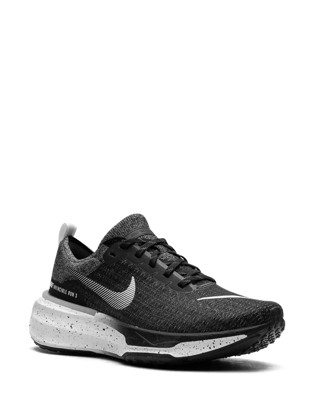 Nike ZoomX Invincible Run Flyknit 3 "Oreo" sneakers