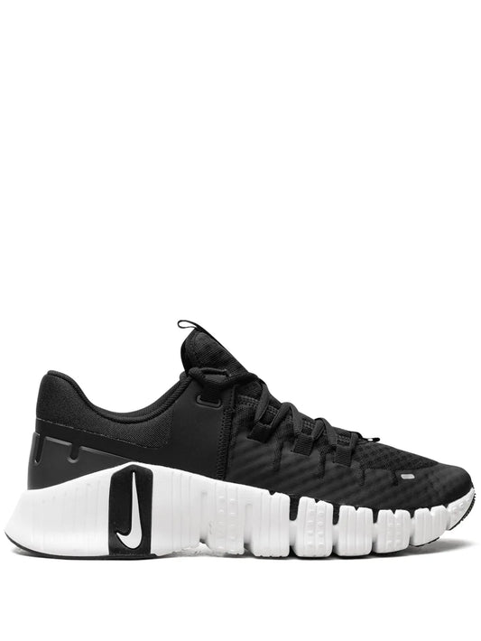 Nike Free Metcon 5 "Black/White" sneakers