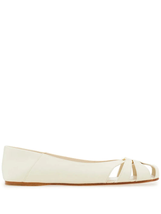 Ferragamo Gancini ornament flat ballerina shoes 