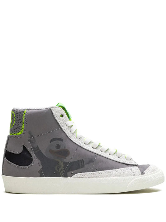 Nike Blazer Mid ’77 "University of Oregon Football" sneakers