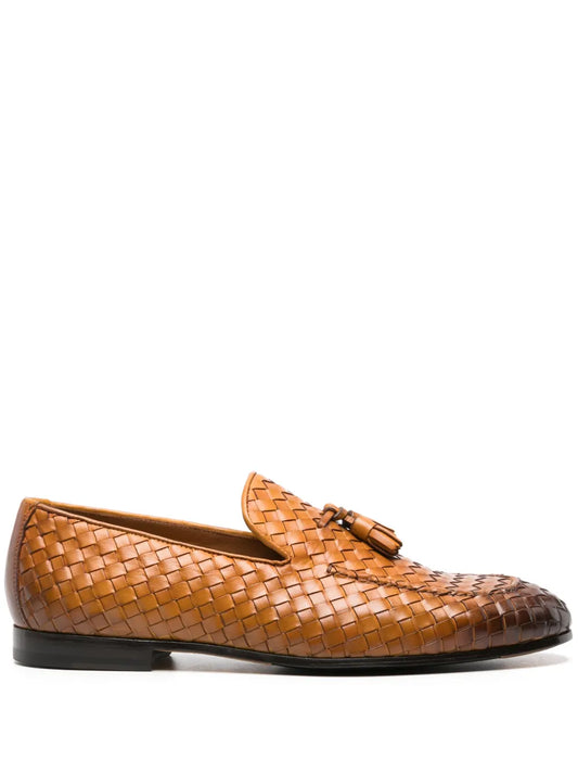 Doucal's interwoven leather loafers