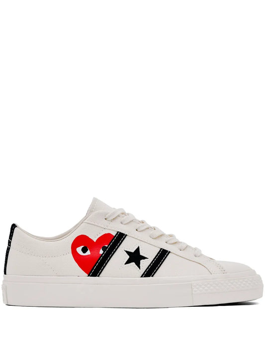 Comme Des Garçons Play x Converse One Star Academy Pro sneakers