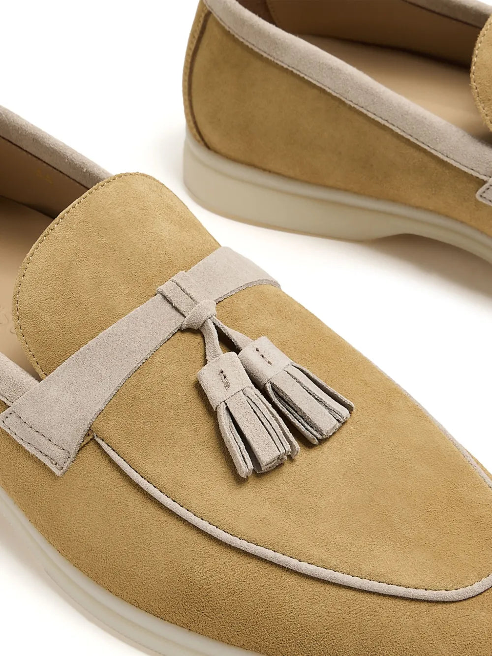 Scarosso Leandro tassel-embellished suede loafers