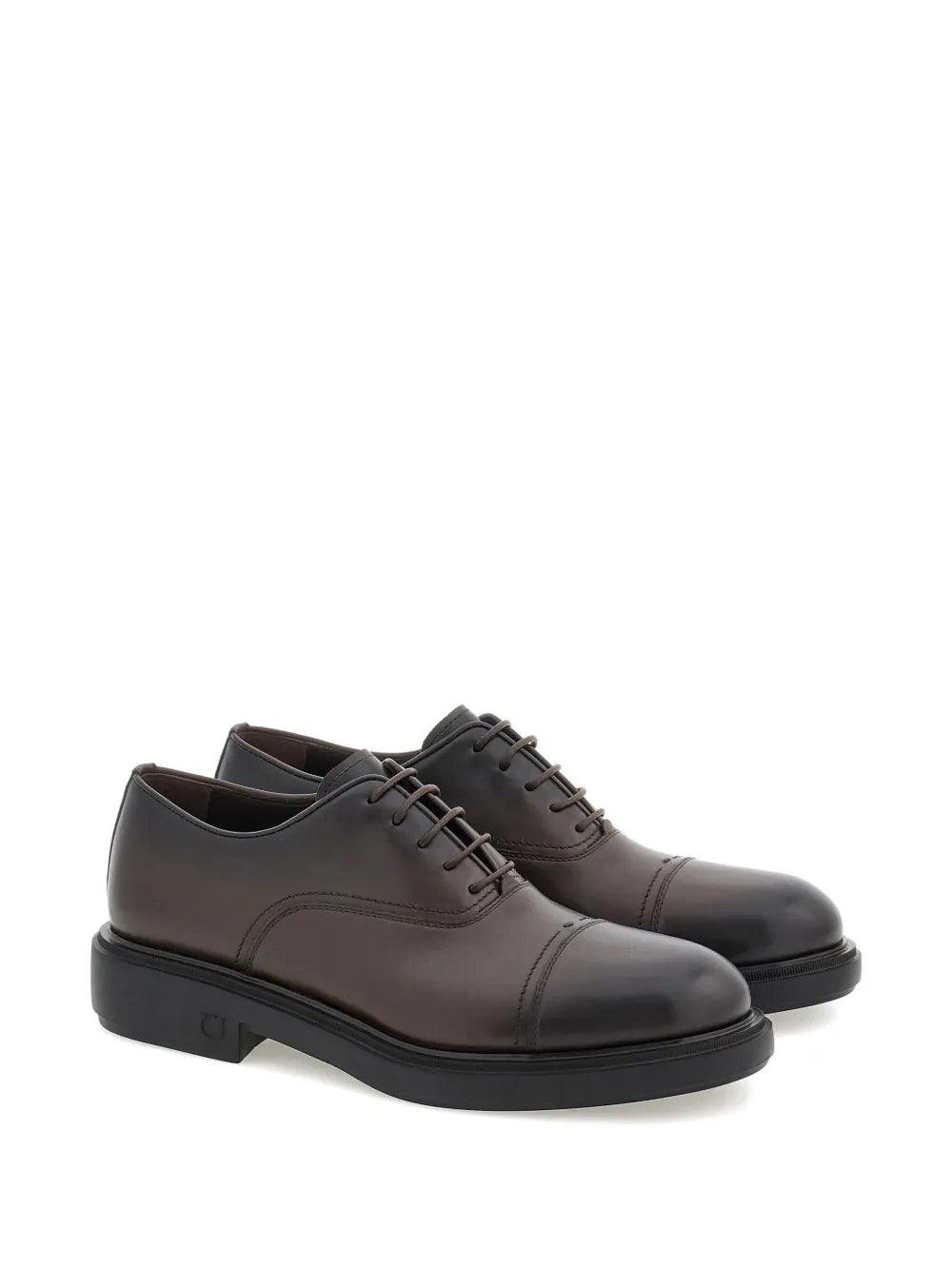 Ferragamo toe-capped leather oxford shoes